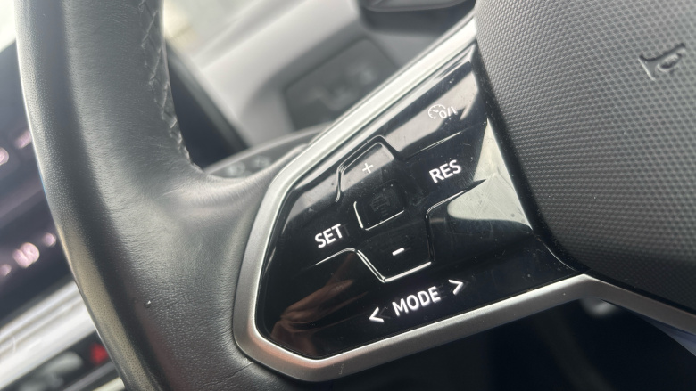 Volkswagen ID.3 107KW Life Pro 58kWh 5dr Auto Electric Hatchback